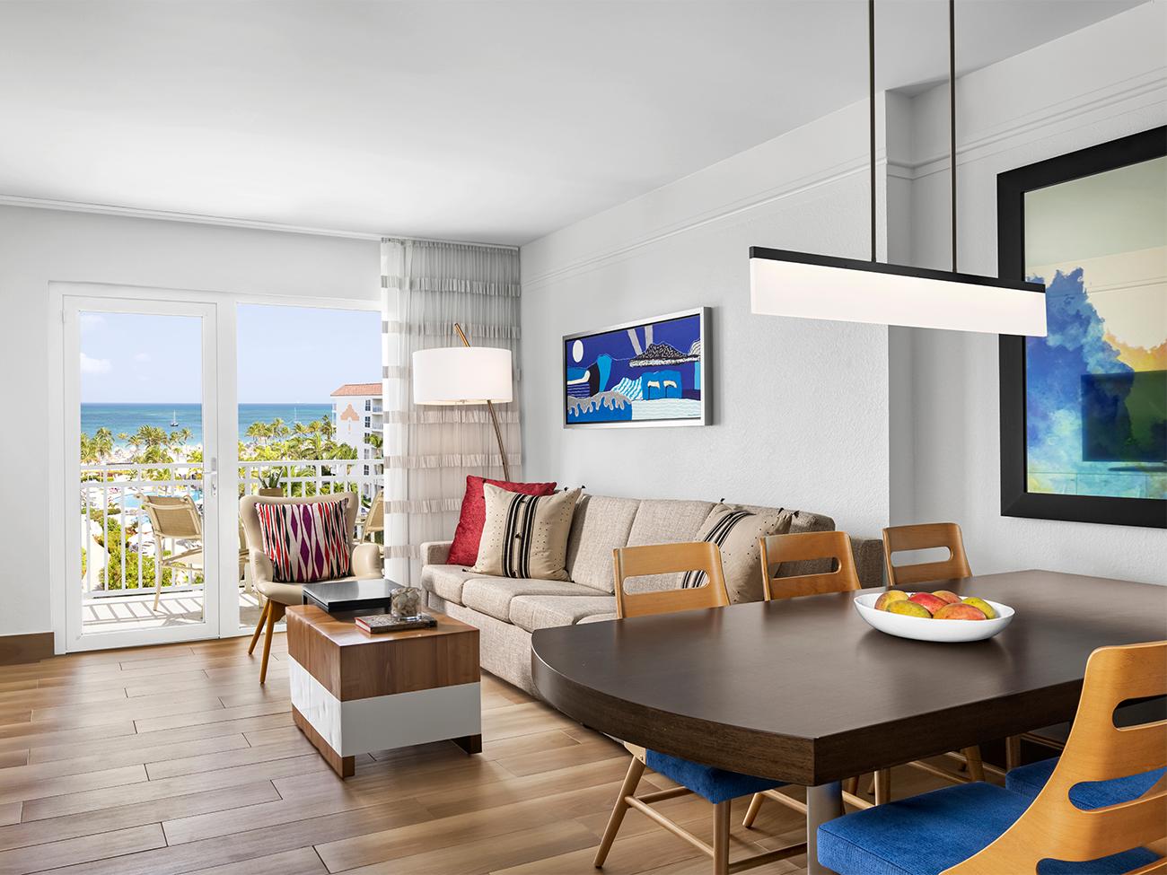 Living Room (1- or 2-Bedroom Villa)